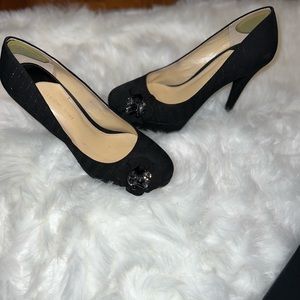 ⚫️Gianni Bini heel with BOW accent⚫️